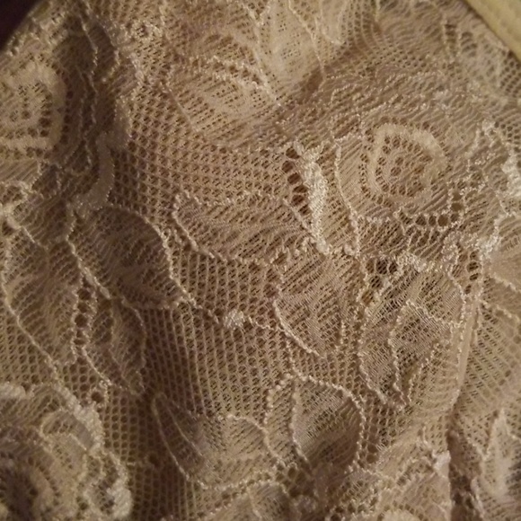 Adorable Floral Print Stretchy Bralette - Picture 2 of 3